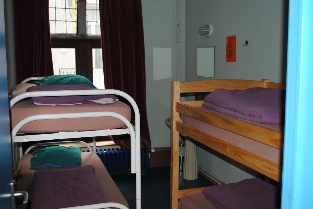 Charlie Rockets Youth Hostel Brugge Rom bilde